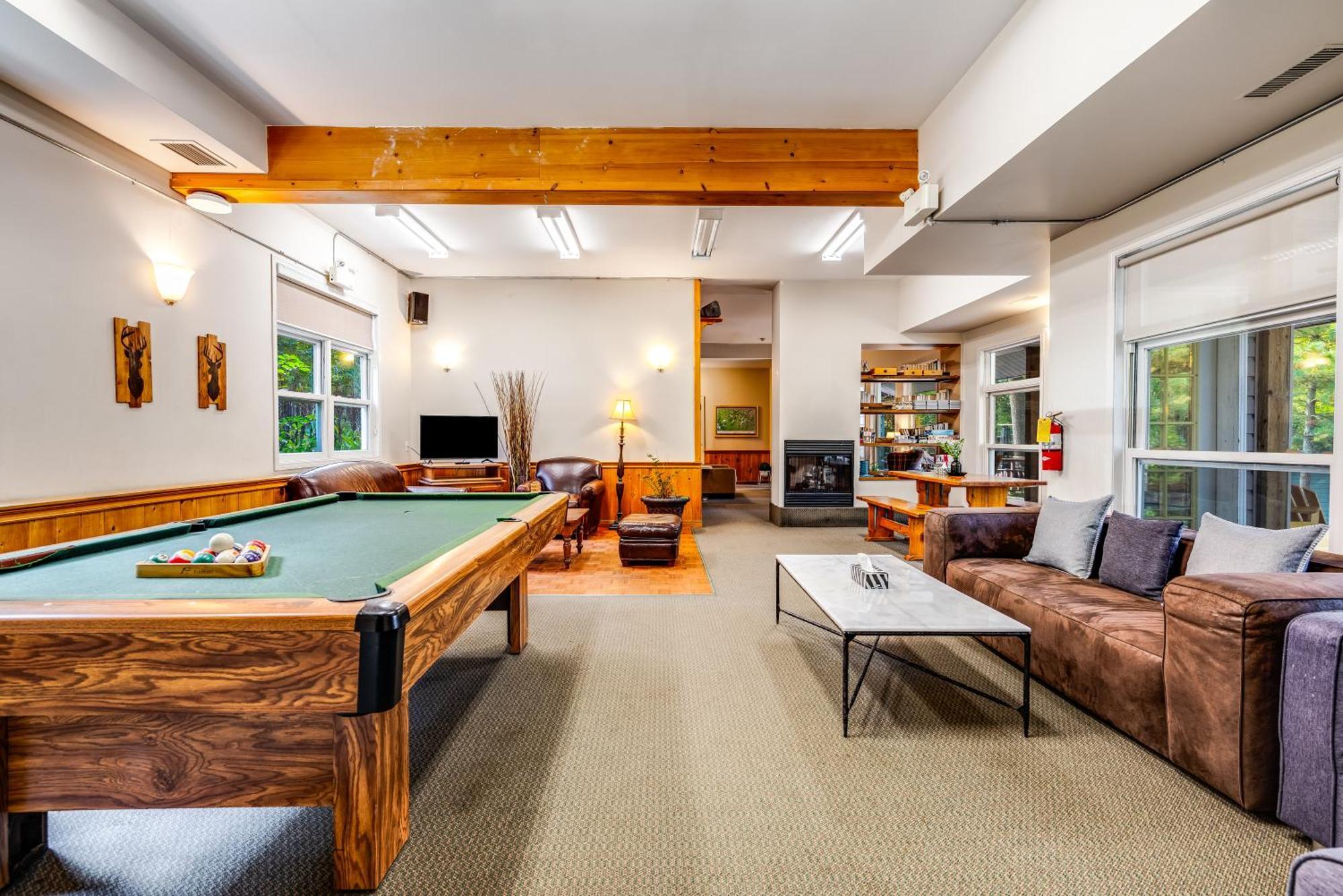 Dwight Muskoka Waterfront Retreatヴィラ エクステリア 写真