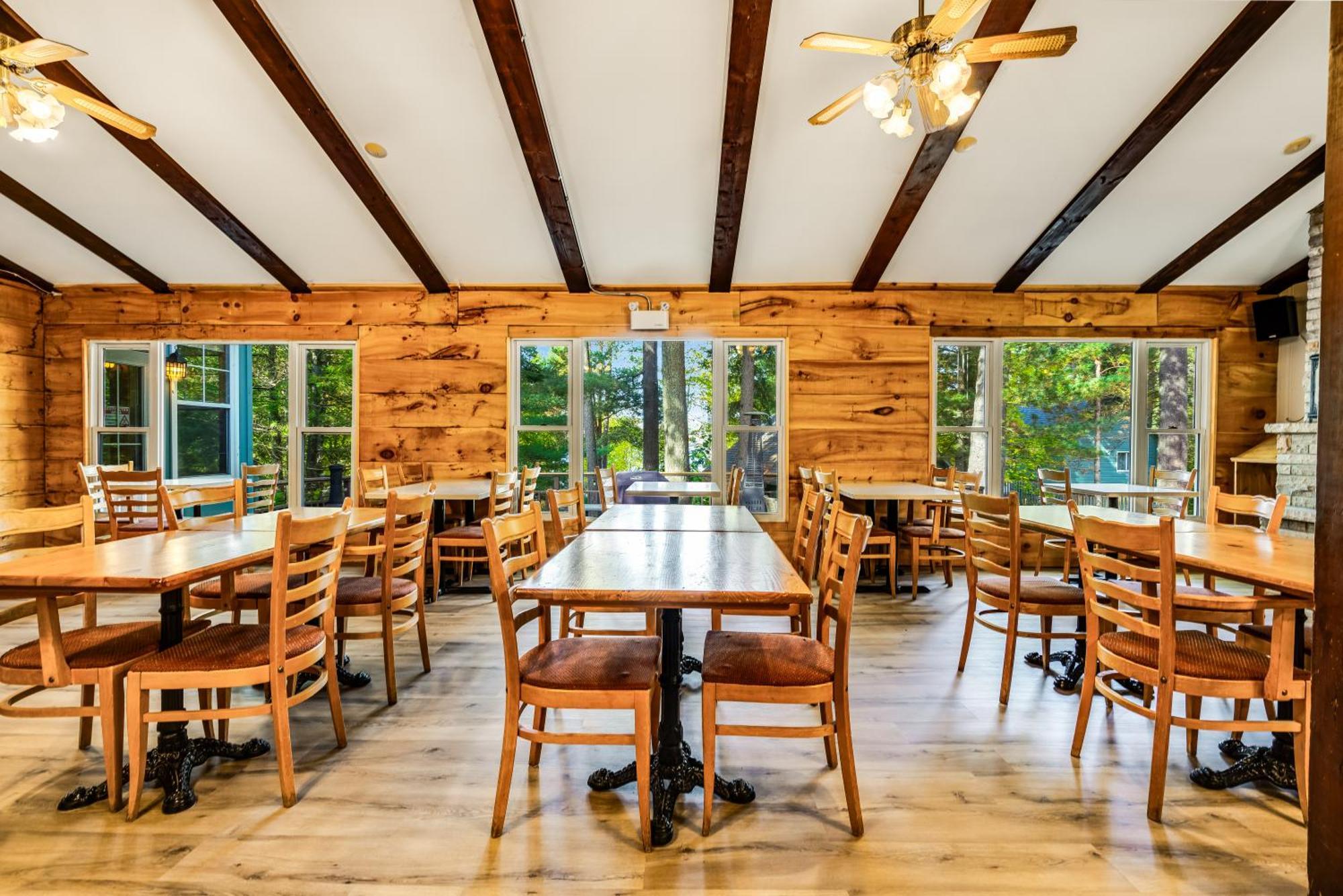 Dwight Muskoka Waterfront Retreatヴィラ エクステリア 写真