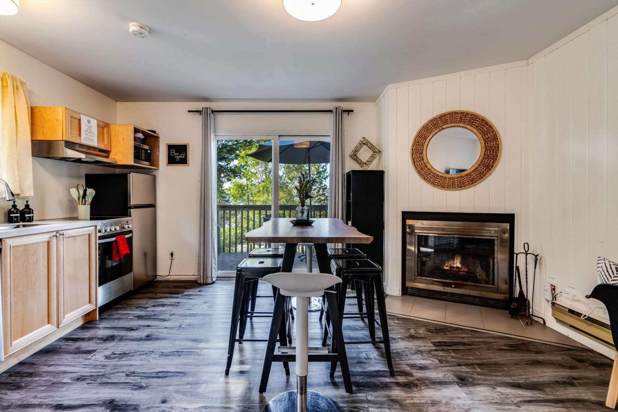 Dwight Muskoka Waterfront Retreatヴィラ エクステリア 写真